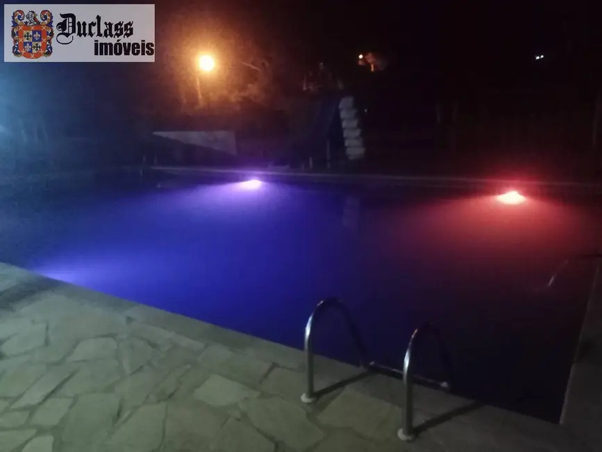 Chácara com 4 quartos à venda, 100m2 em Extrema - MG - imagem 2 Foto 2 de Chácara com 4 quartos à venda, 100m2 em Extrema - MG