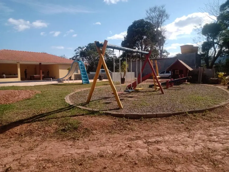 Foto 5 de Chácara com 4 quartos à venda, 100m2 em Centro, Extrema - MG