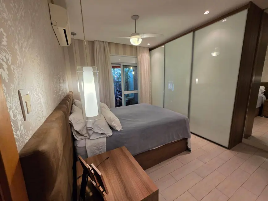 Foto 8 de Apartamento com 2 quartos à venda, 217m2 em José Menino, Santos - SP