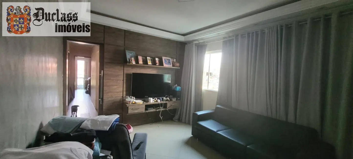 Cobertura com 4 quartos à venda, 210m2 em Jardim Santo Antônio, Santo Andre - SP - imagem 3 Foto 3 de Cobertura com 4 quartos à venda, 210m2 em Jardim Santo Antônio, Santo Andre - SP
