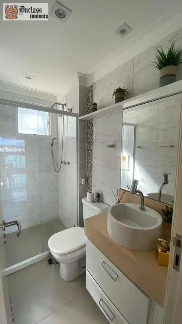 Cobertura com 2 quartos à venda, 136m2 em Jardim Astúrias, Guaruja - SP - imagem 7 Foto 7 de Cobertura com 2 quartos à venda, 136m2 em Jardim Astúrias, Guaruja - SP