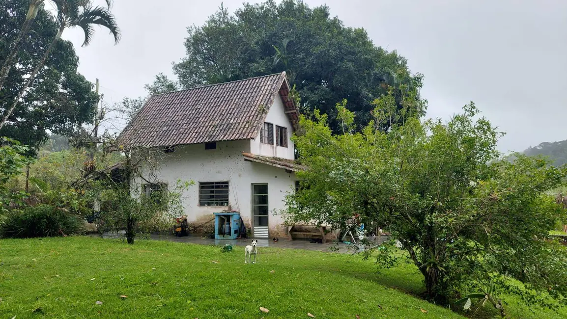 Foto 2 de Sítio / Rancho com 6 quartos à venda, 400m2 em Peruibe - SP