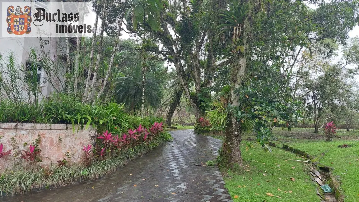 Chácara com 6 quartos à venda, 400m2 em Peruibe - SP - imagem 4 Foto 4 de Chácara com 6 quartos à venda, 400m2 em Peruibe - SP