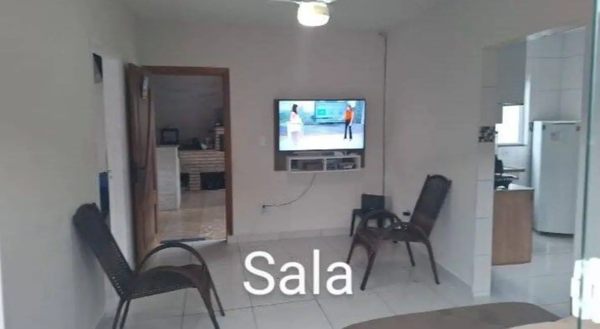 Foto 2 de Casa com 4 quartos à venda, 297m2 em Itanhaem - SP