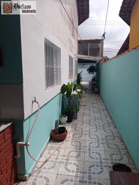 Foto 8 de Casa com 2 quartos à venda, 141m2 em Itanhaem - SP