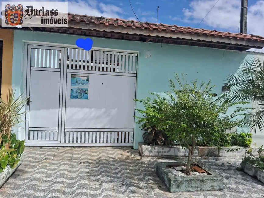 Foto 2 de Casa com 2 quartos à venda, 141m2 em Itanhaem - SP