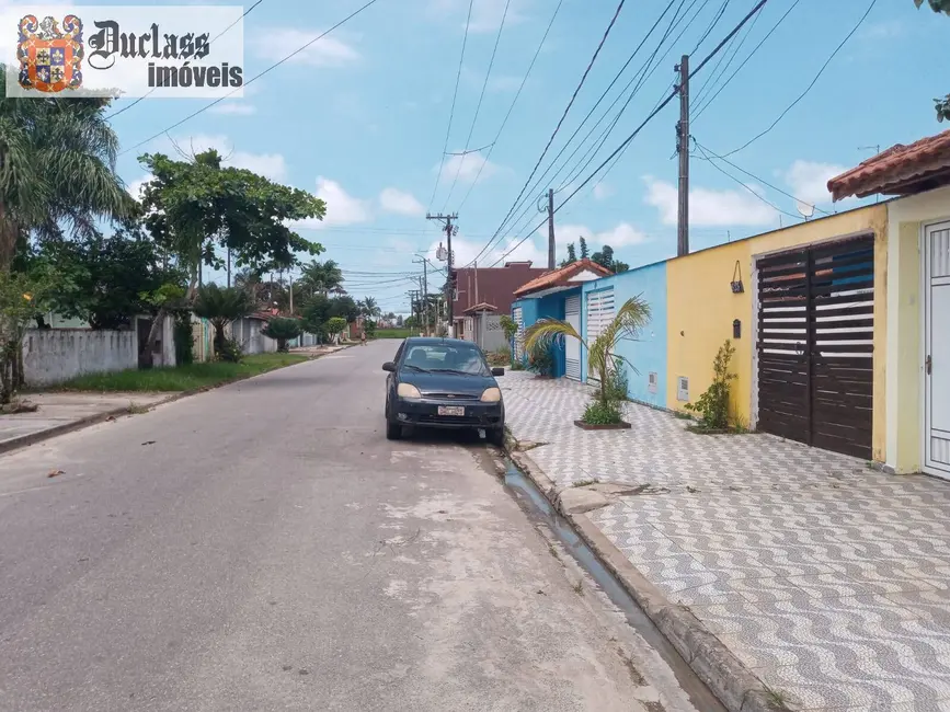 Foto 3 de Casa com 2 quartos à venda, 141m2 em Itanhaem - SP