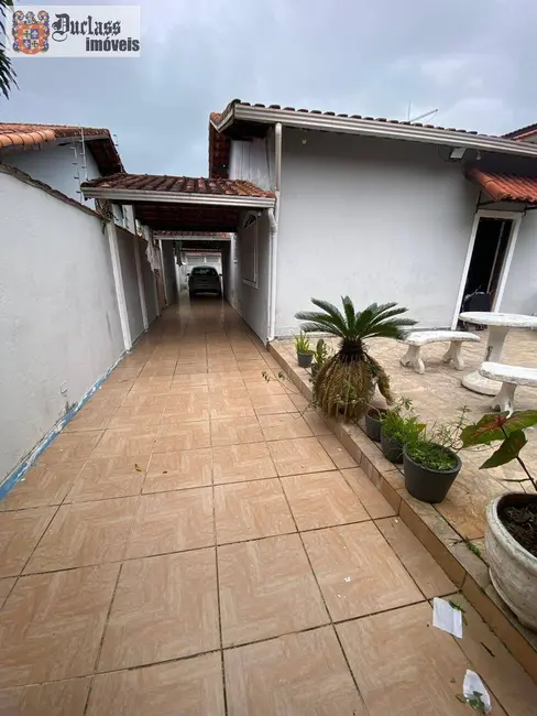 Foto 8 de Casa com 3 quartos à venda, 360m2 em Itanhaem - SP