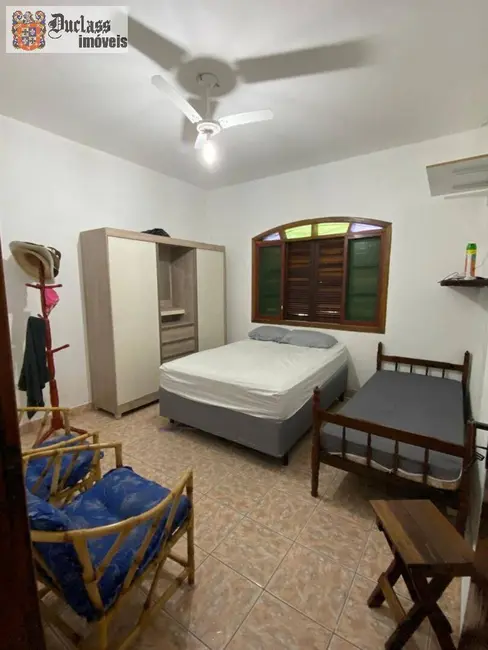 Foto 5 de Casa com 3 quartos à venda, 360m2 em Itanhaem - SP