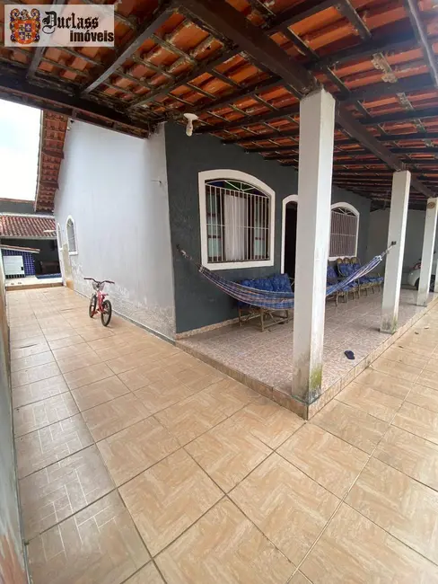 Foto 6 de Casa com 3 quartos à venda, 360m2 em Itanhaem - SP