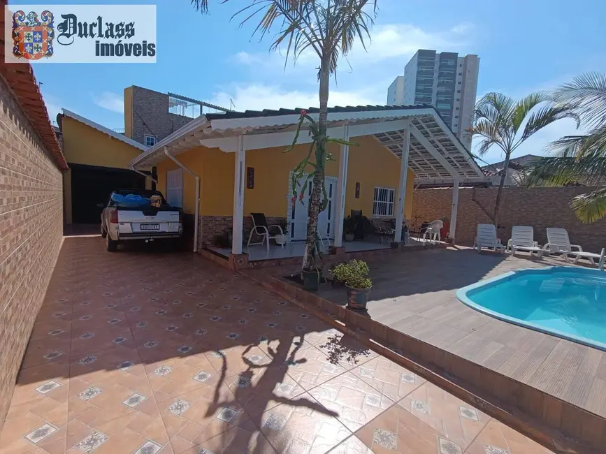 Foto 2 de Casa com 4 quartos à venda, 286m2 em Mongagua - SP