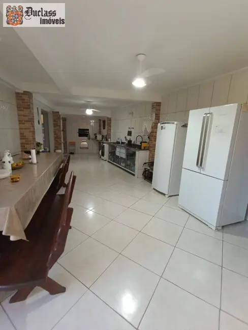 Foto 3 de Casa com 4 quartos à venda, 286m2 em Mongagua - SP