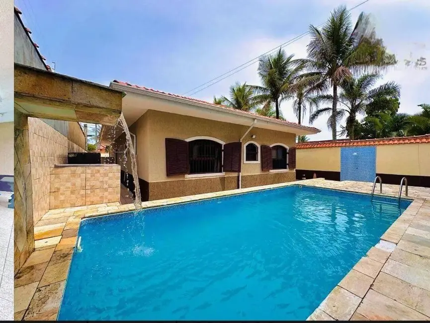 Foto 2 de Casa com 6 quartos à venda, 175m2 em Itanhaem - SP