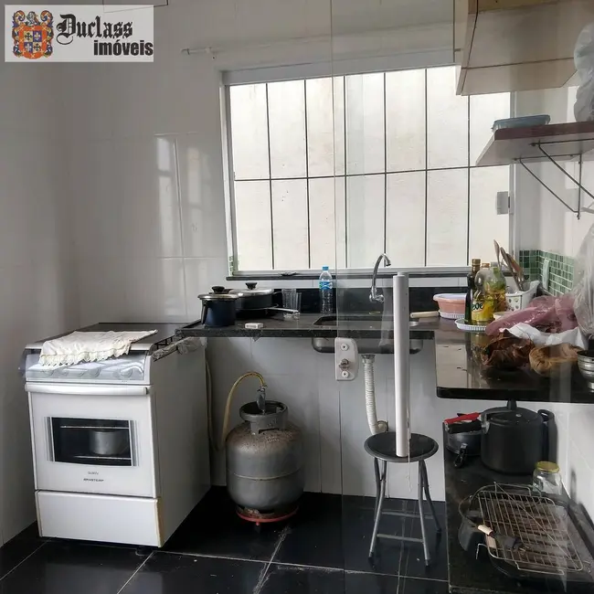 Sobrado com 4 quartos à venda, 200m2 em Peruibe - SP - imagem 7 Foto 7 de Sobrado com 4 quartos à venda, 200m2 em Peruibe - SP