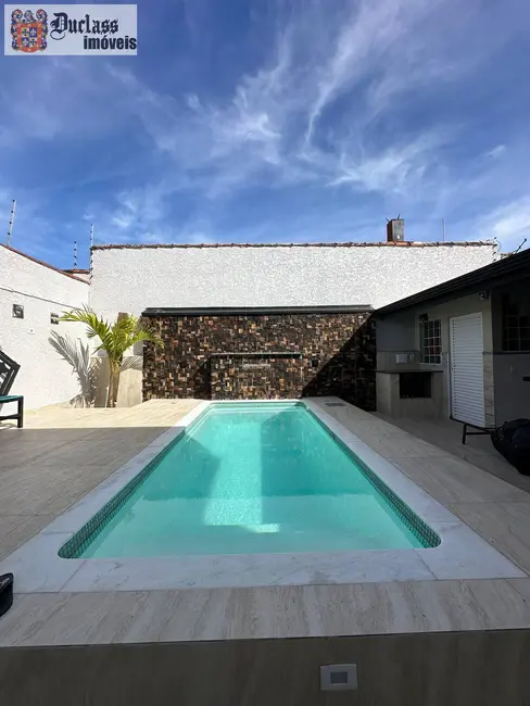 Foto 1 de Sobrado com 4 quartos à venda, 200m2 em Peruibe - SP