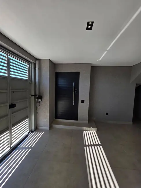 Foto 3 de Casa com 3 quartos à venda, 150m2 em Braganca Paulista - SP