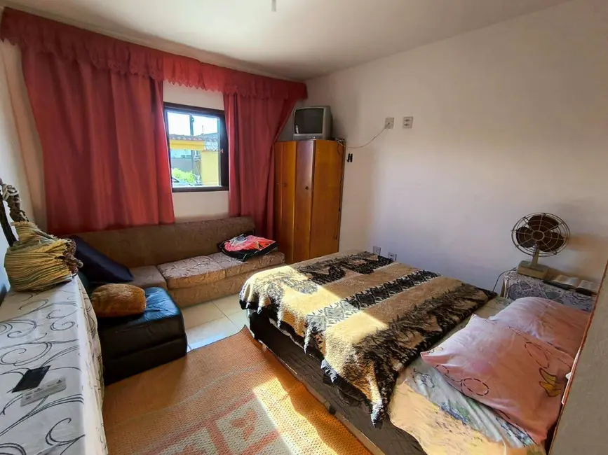 Foto 4 de Casa com 2 quartos à venda, 60m2 em Peruibe - SP