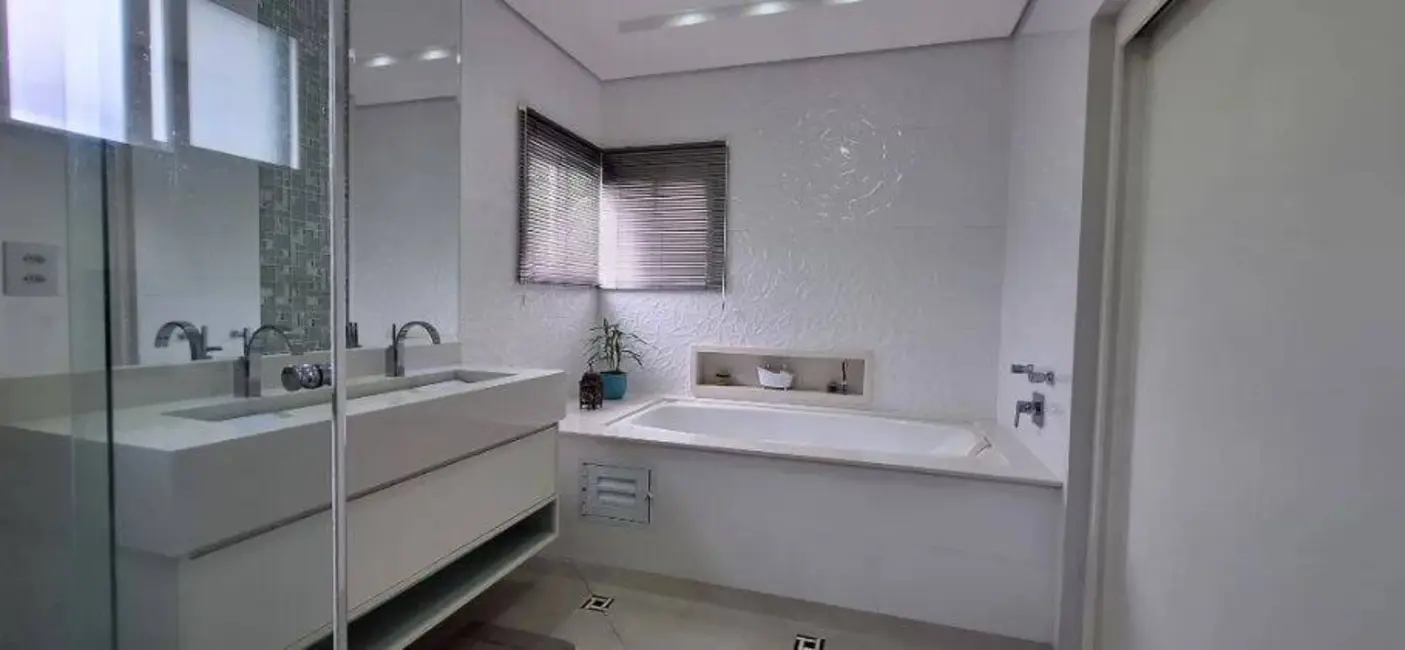 Sobrado com 3 quartos à venda e para alugar, 329m2 em Itupeva - SP - imagem 5 Foto 5 de Sobrado com 3 quartos à venda e para alugar, 329m2 em Itupeva - SP