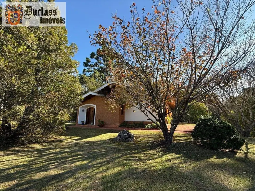 Foto 6 de Casa com 4 quartos à venda, 267m2 em Campos Do Jordao - SP