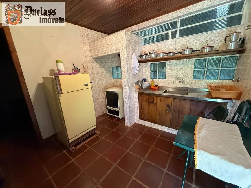 Foto 7 de Casa com 5 quartos à venda, 223m2 em Campos Do Jordao - SP