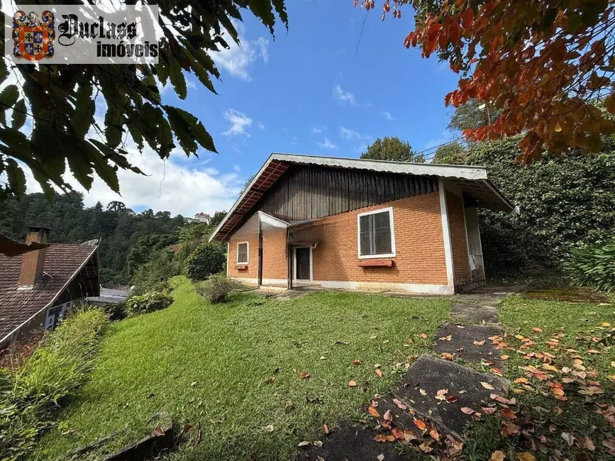 Foto 2 de Casa com 5 quartos à venda, 223m2 em Campos Do Jordao - SP