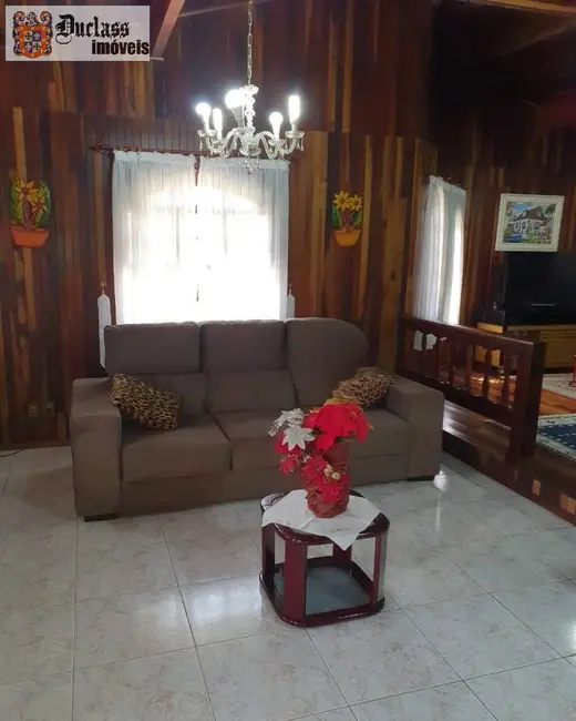 Foto 8 de Casa com 3 quartos à venda, 235m2 em Campos Do Jordao - SP