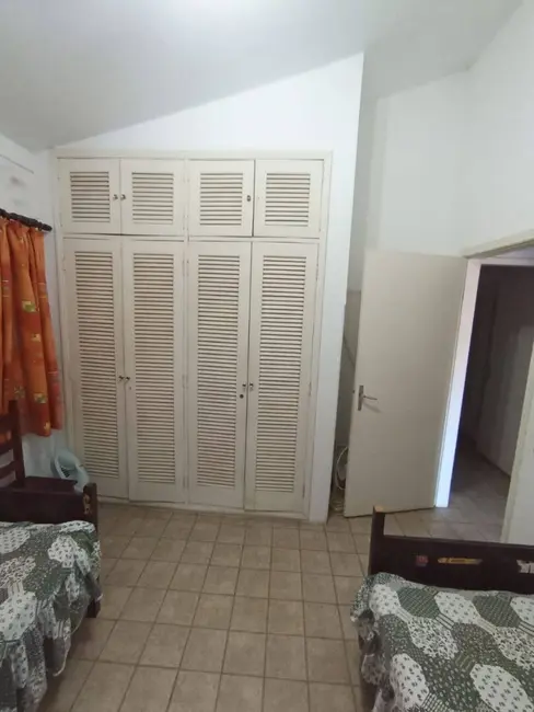 Foto 3 de Casa com 4 quartos à venda, 350m2 em Jardim Paulista, Atibaia - SP