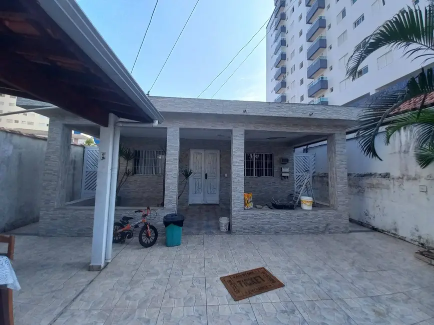 Casa com 4 quartos à venda, 278m2 em Mirim, Praia Grande - SP - imagem 2 Foto 2 de Casa com 4 quartos à venda, 278m2 em Mirim, Praia Grande - SP