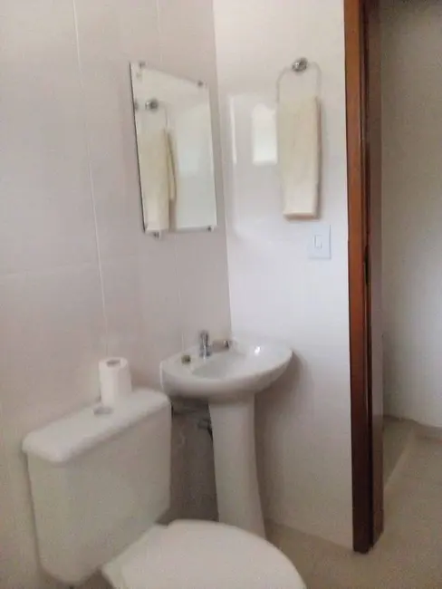 Foto 3 de Casa com 4 quartos à venda, 252m2 em Ubatuba - SP