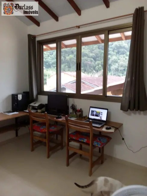 Casa com 4 quartos à venda, 252m2 em Ubatuba - SP - imagem 9 Foto 9 de Casa com 4 quartos à venda, 252m2 em Ubatuba - SP