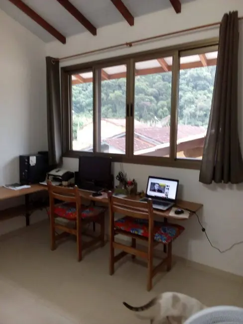 Foto 7 de Casa com 4 quartos à venda, 252m2 em Ubatuba - SP