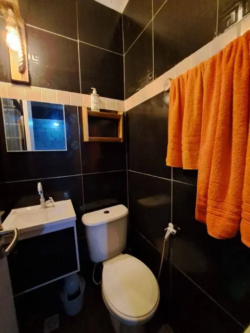 Foto 9 de Chácara com 2 quartos à venda, 100m2 em Mongagua - SP