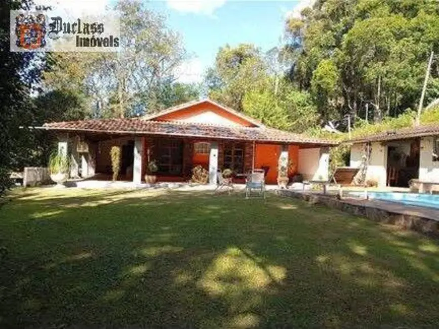 Sítio / Rancho com 4 quartos à venda, 234m2 em Extrema - MG - imagem 1 Foto 1 de Sítio / Rancho com 4 quartos à venda, 234m2 em Extrema - MG