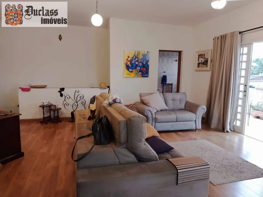 Foto 2 de Sobrado com 4 quartos à venda, 962m2 em Quiririm, Taubate - SP