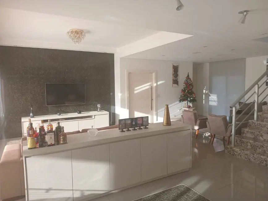 Foto 8 de Sobrado com 3 quartos à venda, 420m2 em Parque Arco Iris, Atibaia - SP