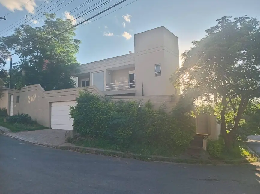 Foto 3 de Sobrado com 3 quartos à venda, 420m2 em Parque Arco Iris, Atibaia - SP