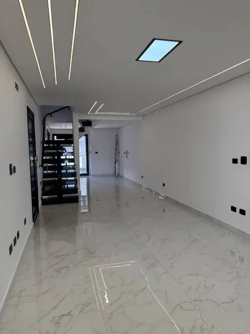 Foto 9 de Sobrado com 4 quartos à venda, 204m2 em Boqueirão, Praia Grande - SP