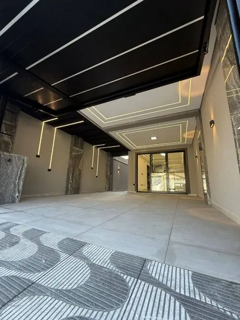 Foto 5 de Sobrado com 4 quartos à venda, 204m2 em Boqueirão, Praia Grande - SP