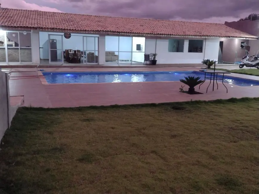 Foto 2 de Chácara com 2 quartos à venda, 250m2 em Braganca Paulista - SP