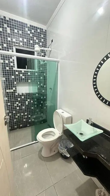 Foto 9 de Casa com 2 quartos à venda, 70m2 em Itanhaem - SP