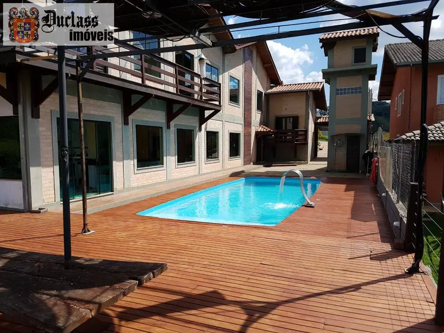 Foto 1 de Sobrado com 4 quartos à venda, 250m2 em Piracaia - SP
