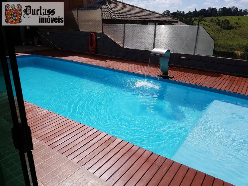 Foto 3 de Sobrado com 4 quartos à venda, 250m2 em Piracaia - SP