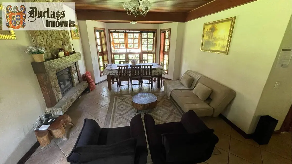 Foto 8 de Chácara com 4 quartos à venda, 290m2 em Camanducaia - MG