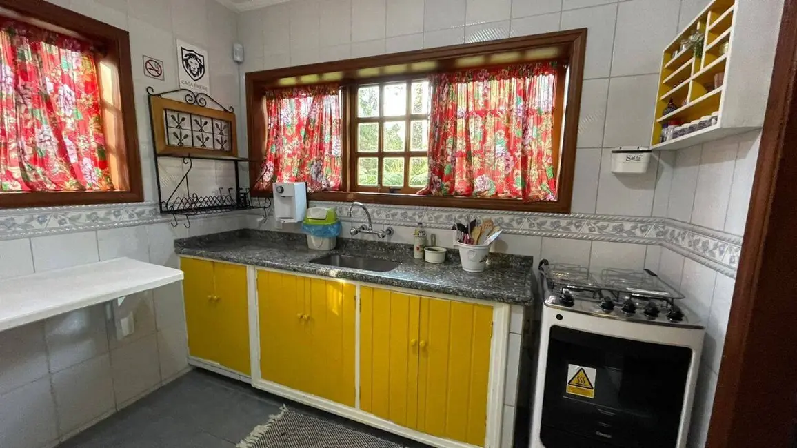 Foto 5 de Chácara com 4 quartos à venda, 290m2 em Camanducaia - MG