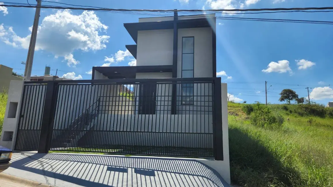 Sobrado com 3 quartos à venda, 105m2 em Bom Jesus Dos Perdoes - SP - imagem 3 Foto 3 de Sobrado com 3 quartos à venda, 105m2 em Bom Jesus Dos Perdoes - SP