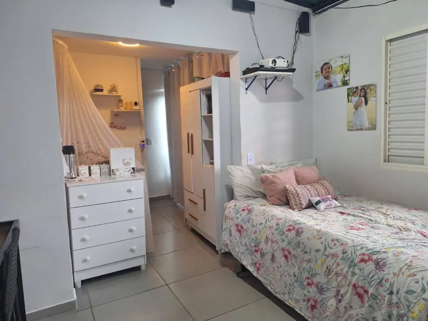 Foto 9 de Casa com 2 quartos à venda, 119m2 em Nova Cerejeira, Atibaia - SP