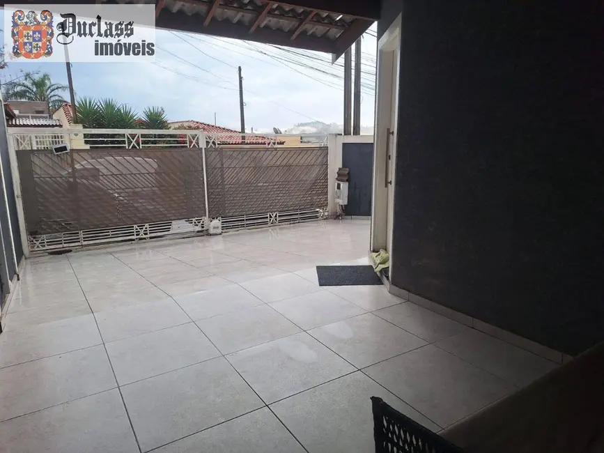 Foto 5 de Casa com 2 quartos à venda, 119m2 em Nova Cerejeira, Atibaia - SP