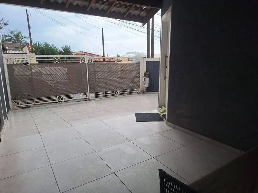 Foto 5 de Casa com 2 quartos à venda, 119m2 em Nova Cerejeira, Atibaia - SP