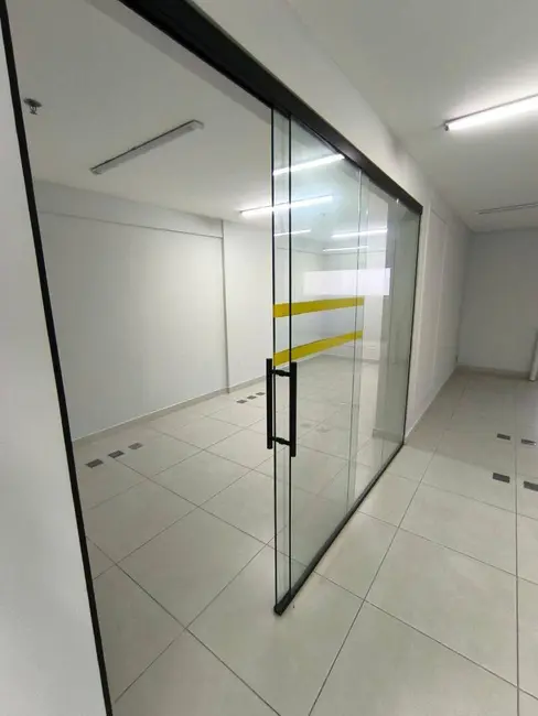 Sala Comercial à venda, 52m2 em Santos - SP - imagem 3 Foto 3 de Sala Comercial à venda, 52m2 em Santos - SP