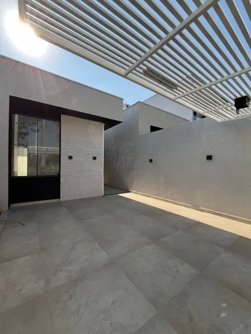 Casa com 2 quartos à venda, 93m2 em Bom Jesus Dos Perdoes - SP - imagem 2 Foto 2 de Casa com 2 quartos à venda, 93m2 em Bom Jesus Dos Perdoes - SP